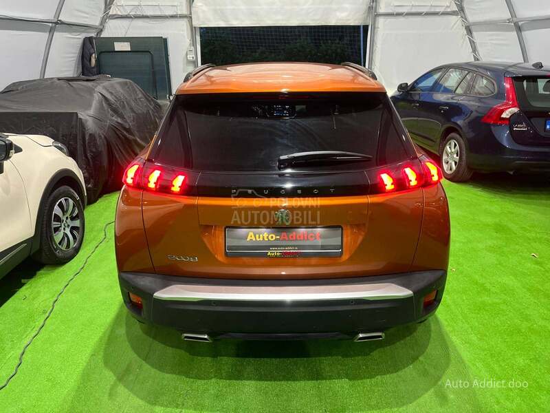 Peugeot 2008 1.2 ALLURE