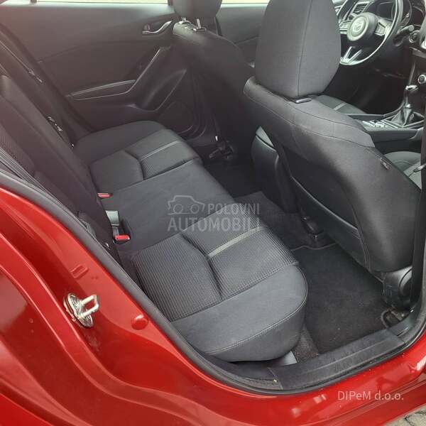 Mazda 3 G121/CHALLENGE