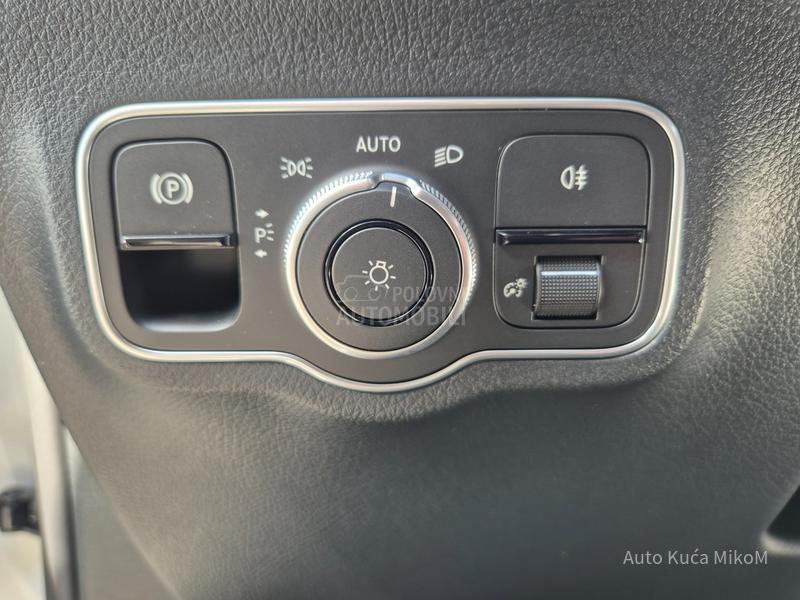 Mercedes Benz GLA 180 AMG line