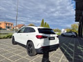 Mercedes Benz GLA 180 AMG line