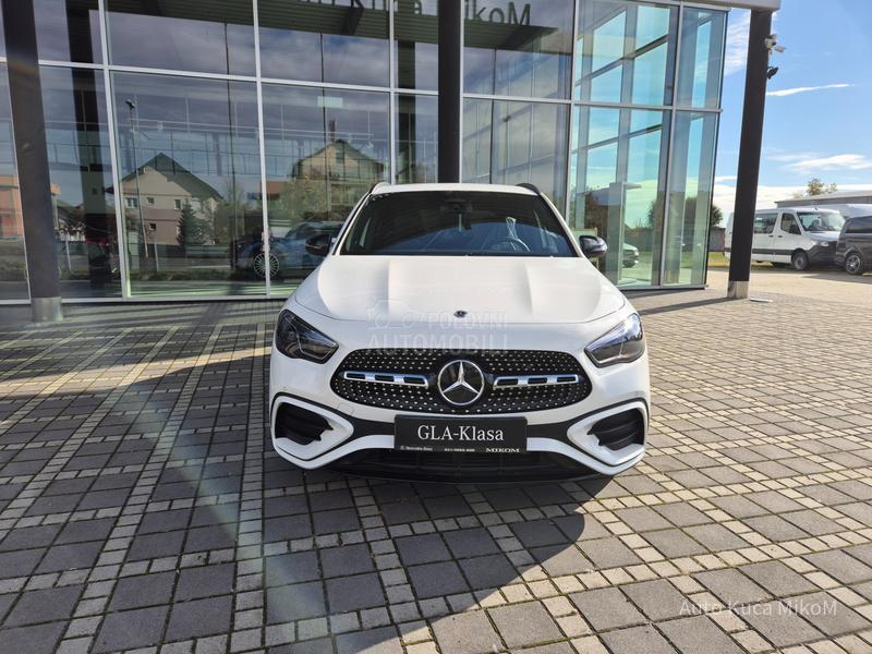 Mercedes Benz GLA 180 AMG line