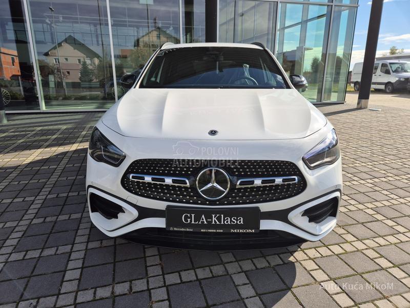 Mercedes Benz GLA 180 AMG line