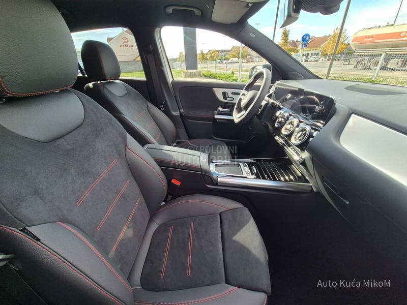 Mercedes Benz GLA 180 AMG line