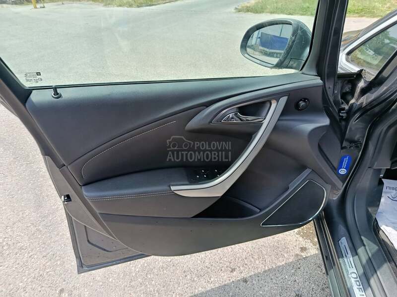 Opel Astra J 2.0CDTI