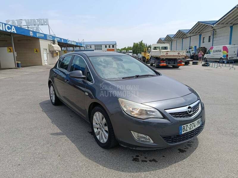 Opel Astra J 2.0CDTI