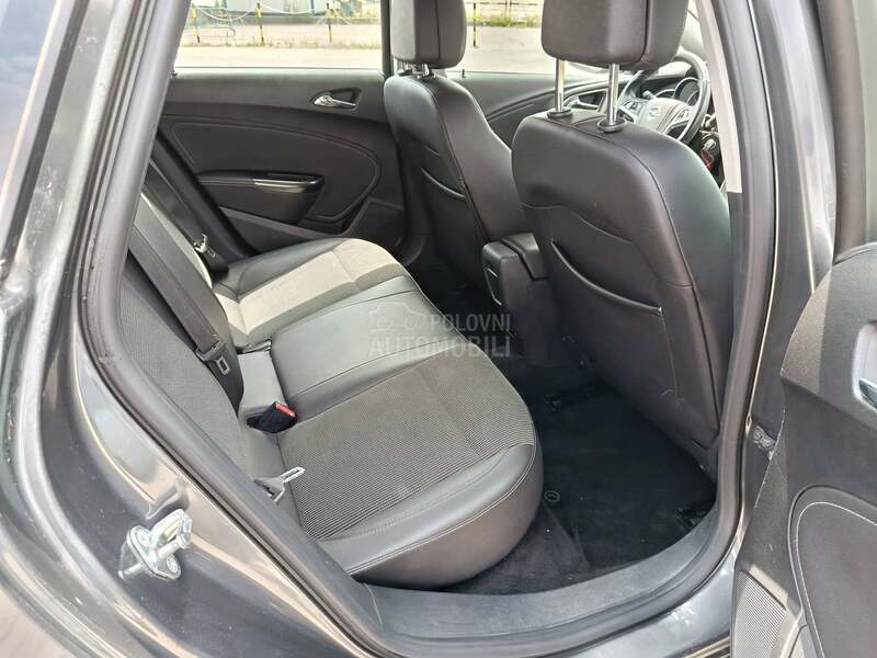 Opel Astra J 2.0CDTI