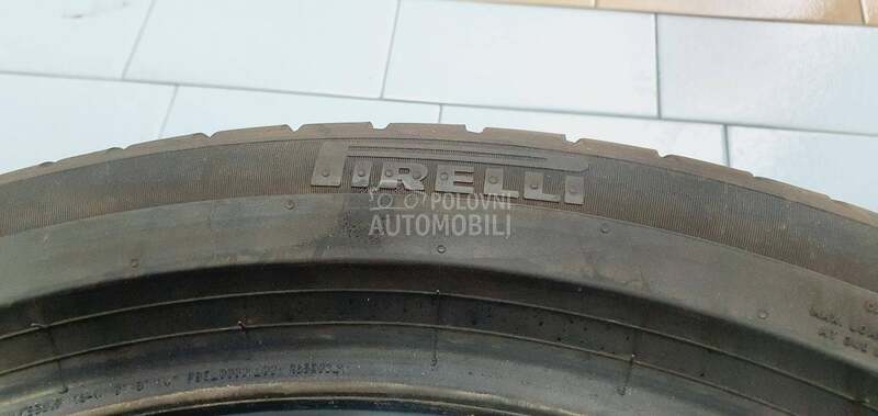 Pirelli 255/40 R21 Letnja
