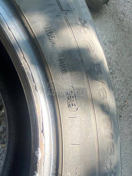 Dunlop 215/60 R16 Zimska