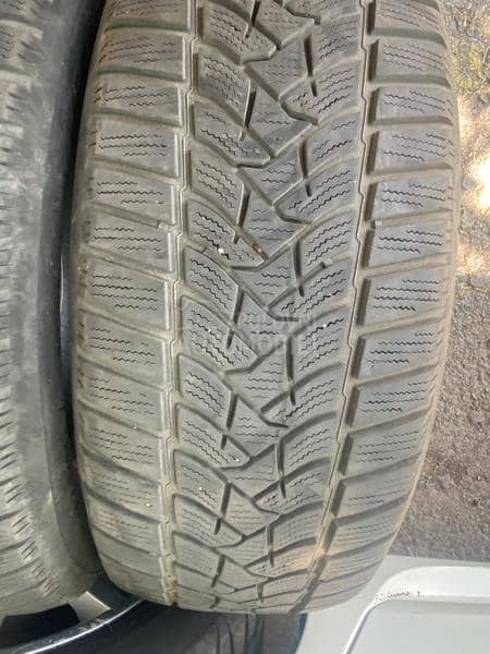 Dunlop 215/60 R16 Zimska