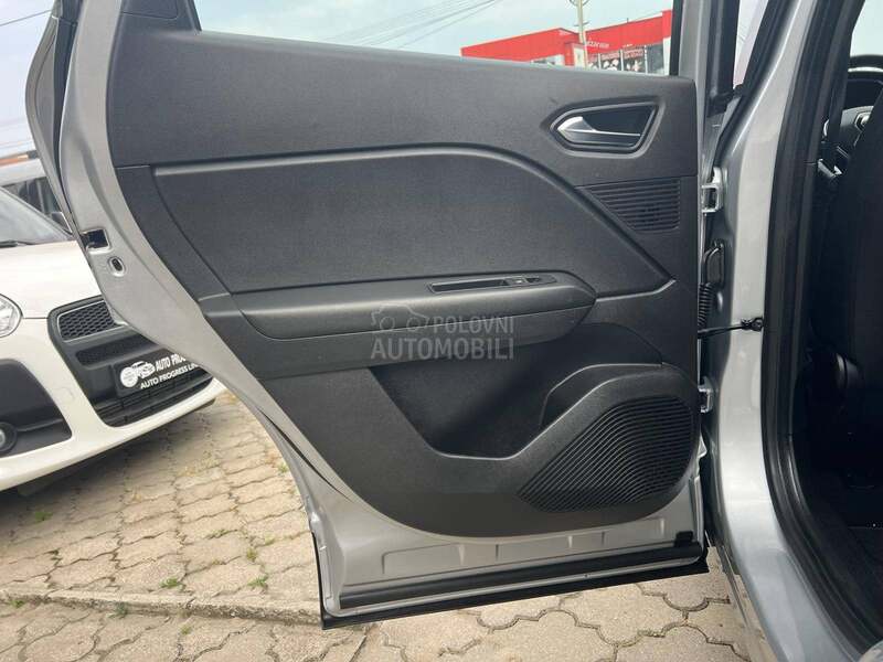 Renault Captur 1.5DCI/NAV/CAM/SERV