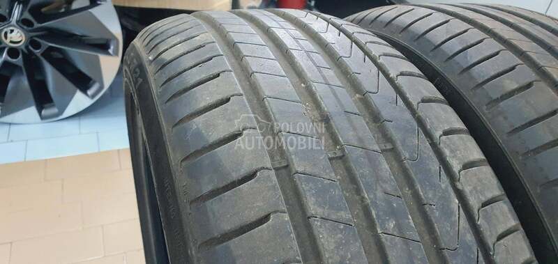 Pirelli 235/45 R21 Letnja