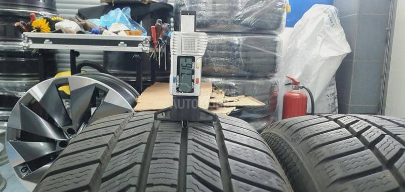 Continental 205/50 R17 Zimska