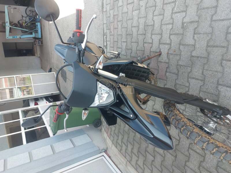 Yamaha wr 125 r