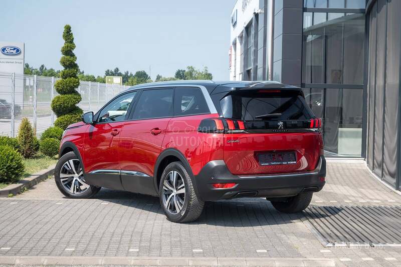 Peugeot 5008 1.5BlueHDI Allure