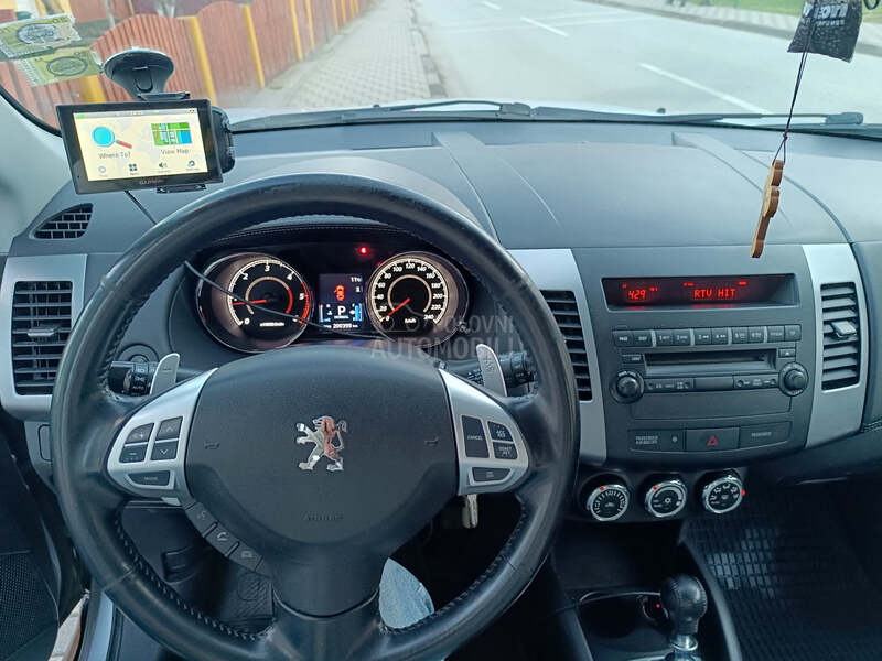 Peugeot 4007 2179