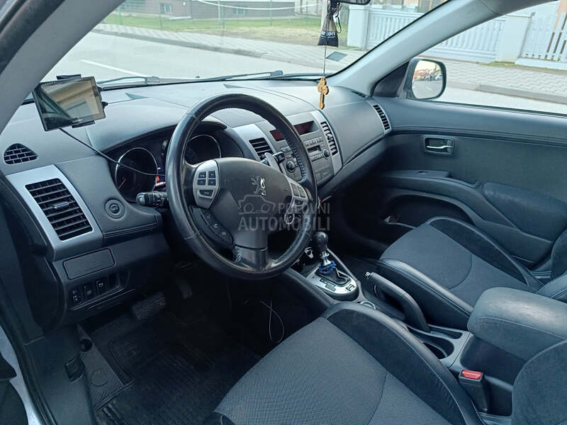 Peugeot 4007 2179