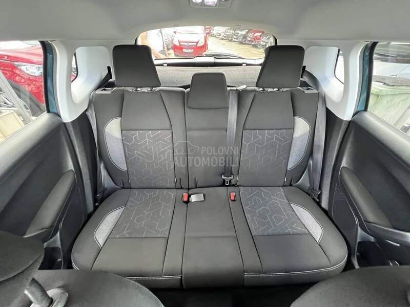 Peugeot 2008 1.6HDI/STYLE/NAV