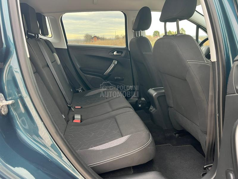 Peugeot 2008 1.6HDI/STYLE/NAV