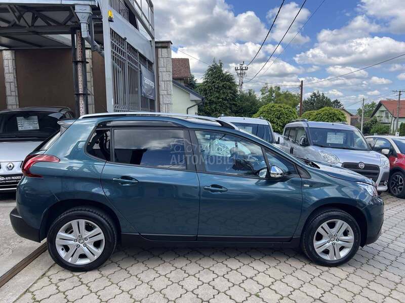 Peugeot 2008 1.6HDI/STYLE/NAV