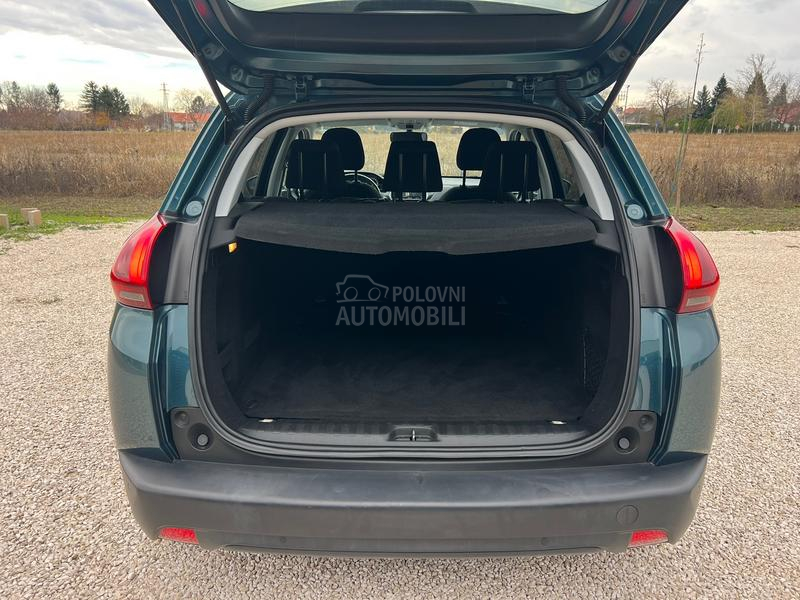 Peugeot 2008 1.6HDI/STYLE/NAV