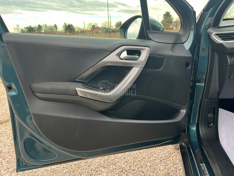 Peugeot 2008 1.6HDI/STYLE/NAV