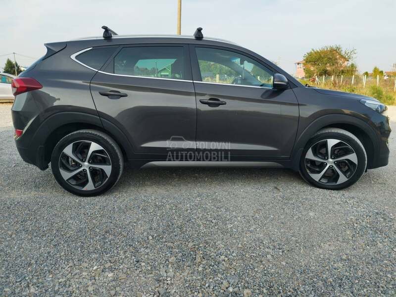 Hyundai Tucson 