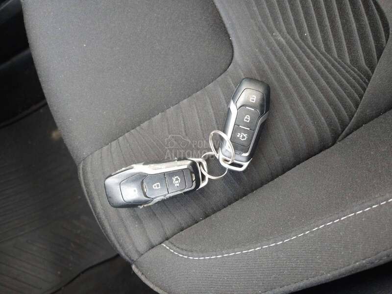 Ford S-Max 