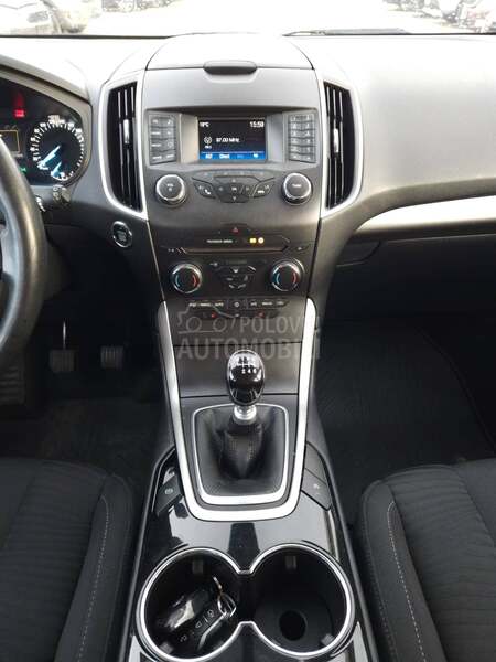Ford S-Max 
