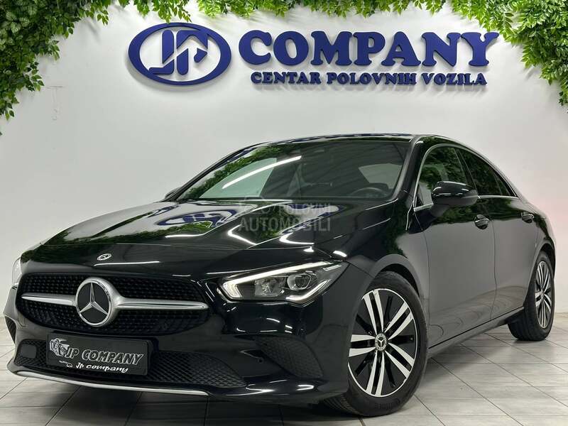Mercedes Benz CLA 180 AMB AUT