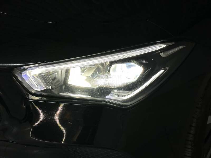 Mercedes Benz CLA 180 AMB AUT