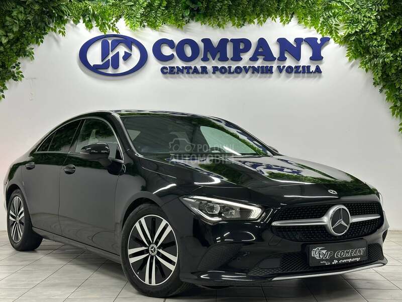 Mercedes Benz CLA 180 AMB AUT