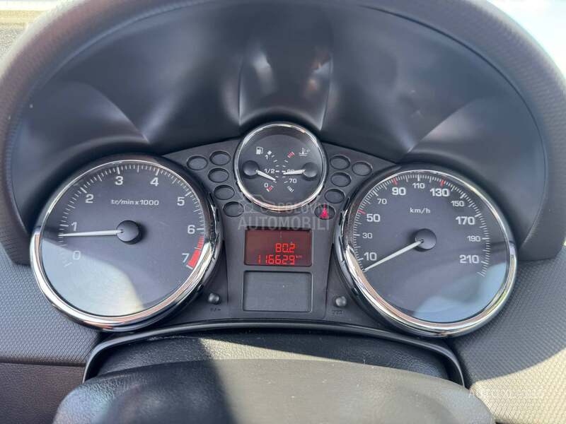 Peugeot 207 1.6 B // N.O.V