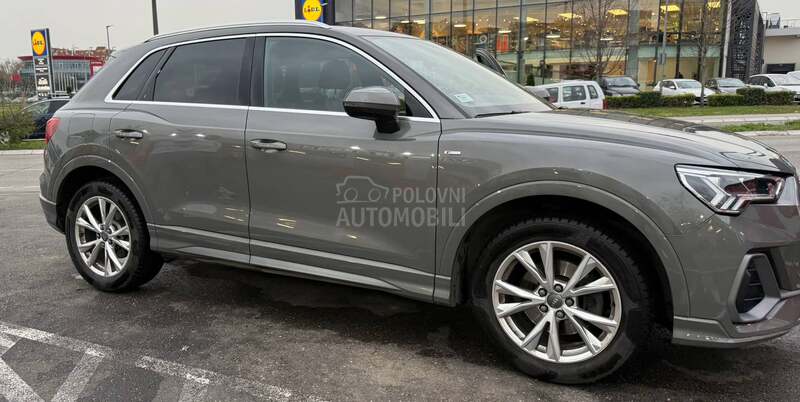 Audi Q3 