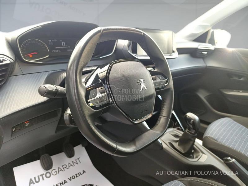Peugeot 208 1.2 PREMIUM PACK