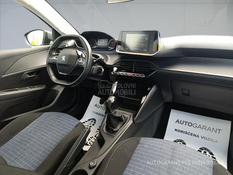 Peugeot 208 1.2 PREMIUM PACK