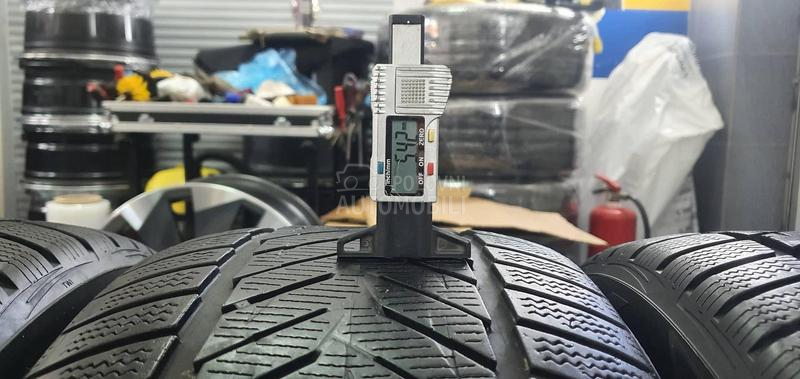 Vredestein 255/40 R19 Zimska