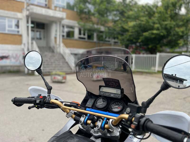 Honda Africa Twin XRV750