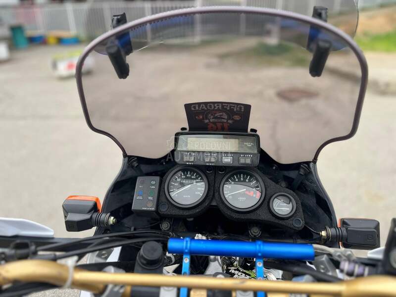 Honda Africa Twin XRV750
