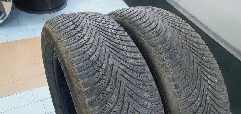 Michelin 215/65 R17 Zimska