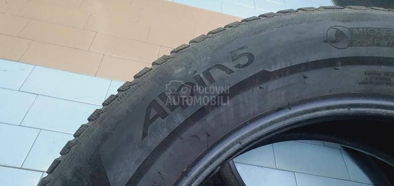 Michelin 215/65 R17 Zimska