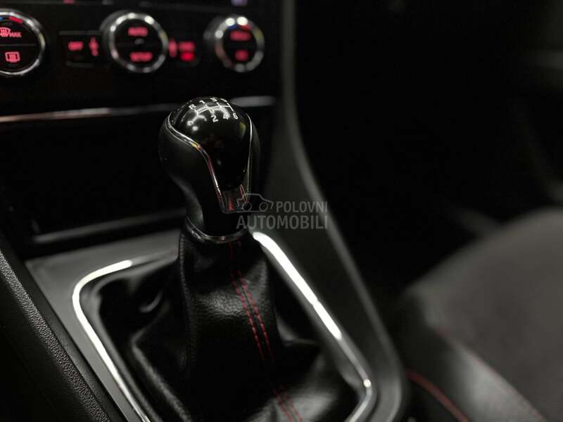 Seat Leon 2.0TDI/FR/ODLIČAN