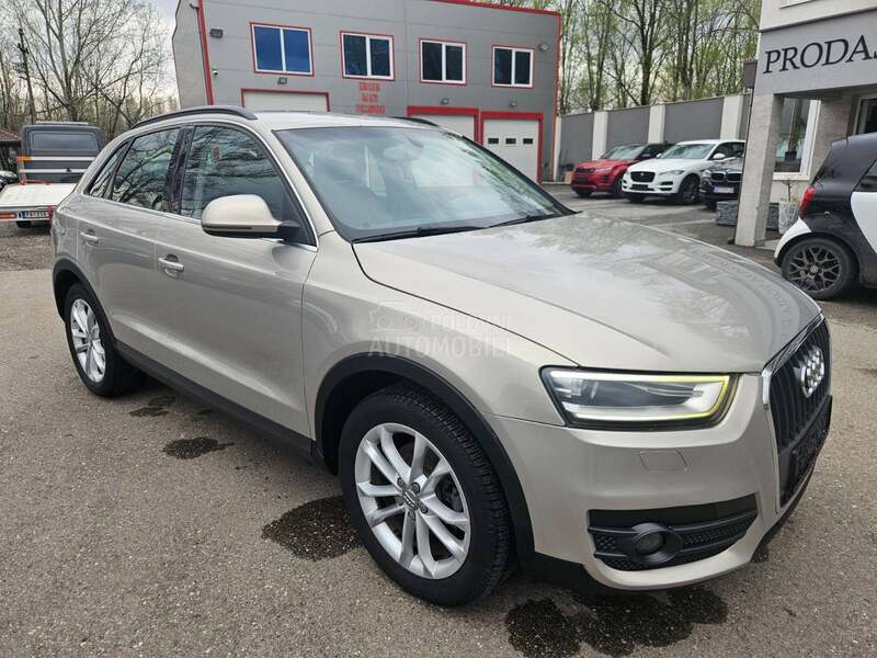 Audi Q3 L E D S-tronic