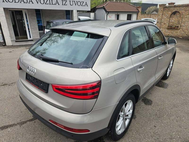 Audi Q3 L E D S-tronic