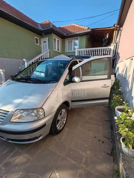 Volkswagen Sharan 1.8 T