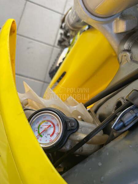 Suzuki RMZ