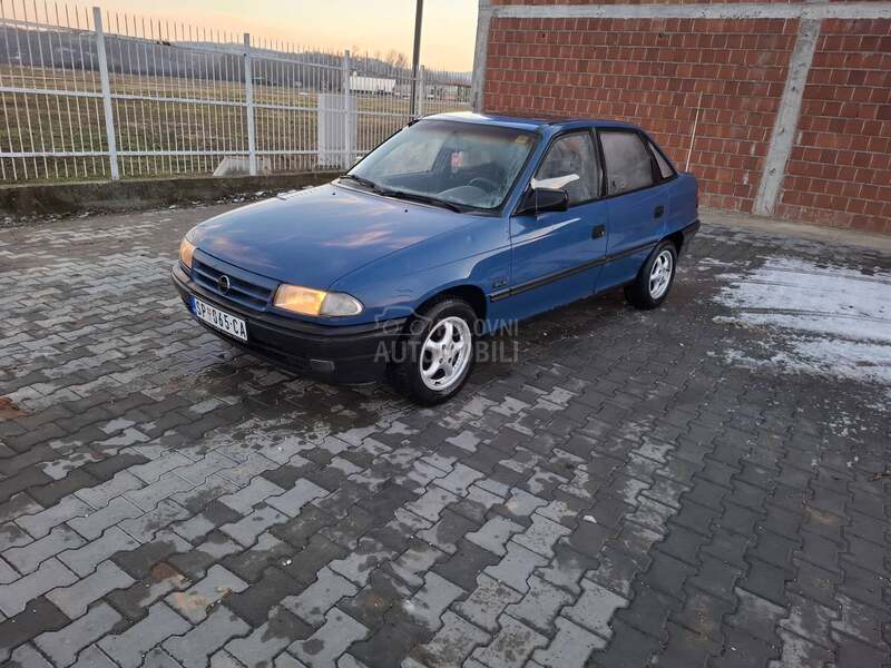 Opel Astra F 