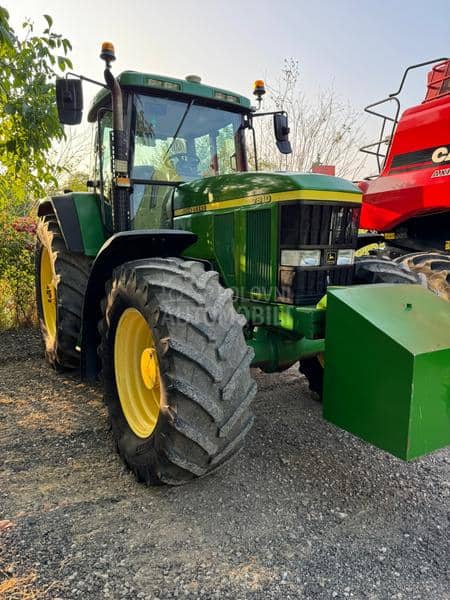 John Deere 7810