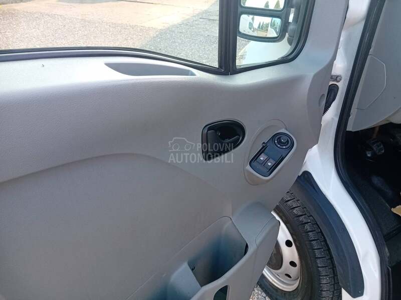 Renault Master 2.5 dci 3m