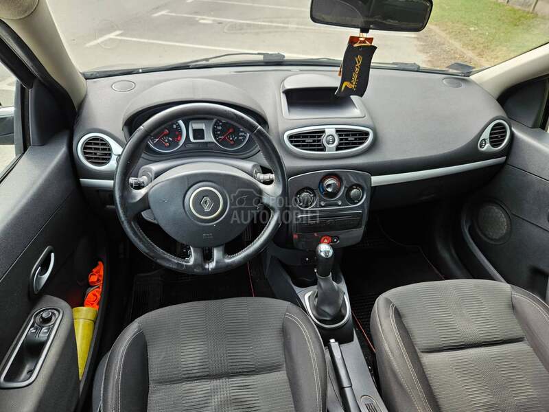 Renault Clio 1.2 16v