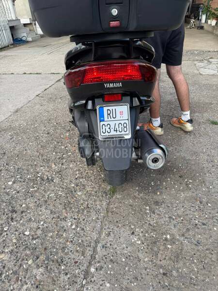 Yamaha Majesty